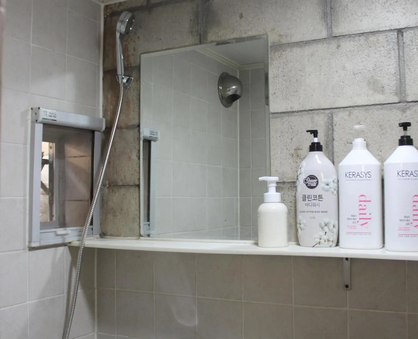 Hostel Jl In Chung-Jeong Seoul 0*,  Sydkorea